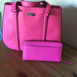Kate Spade Fushia purse